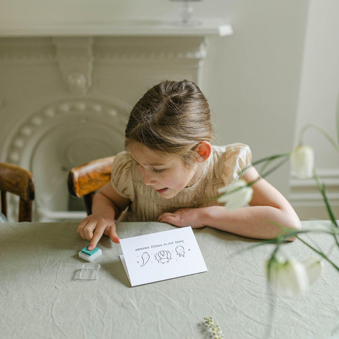 Roarsome Daddy Father's Day Card Making Kit